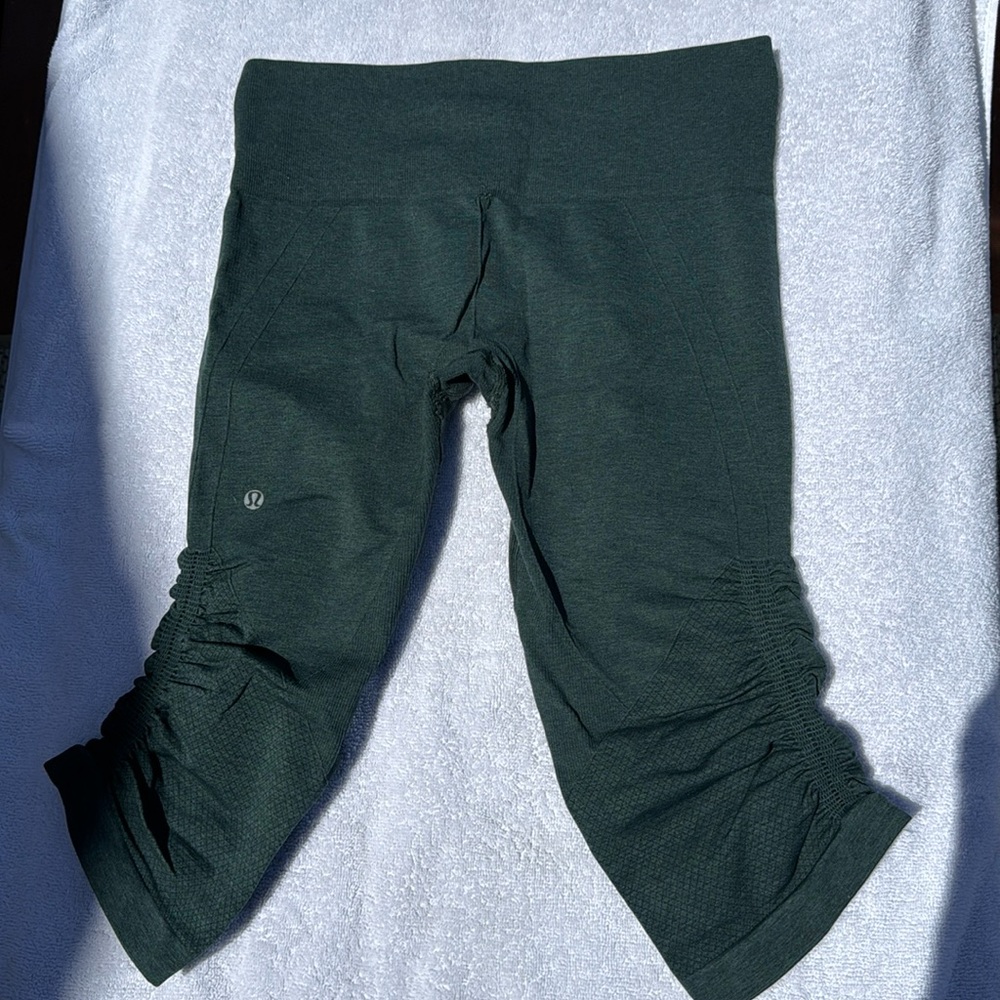 COPY - Lululemon Crop Leggings Green
